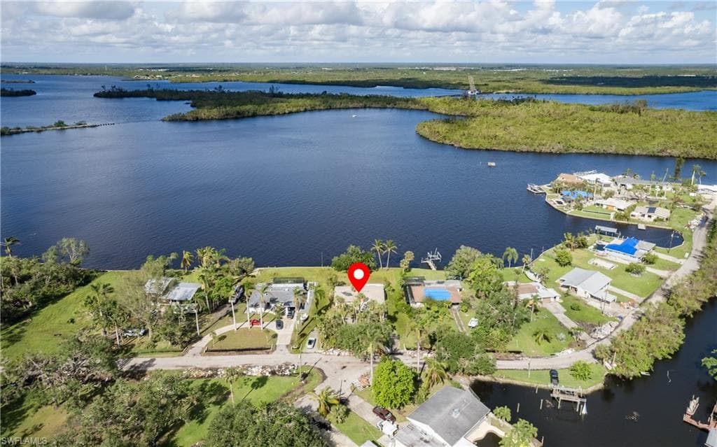 4865 E Riverside DR FORT MYERS, FL 33905