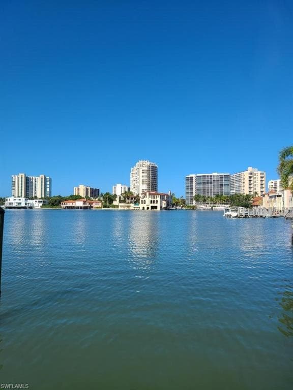 300 Park Shore DR 1A NAPLES, FL 34103