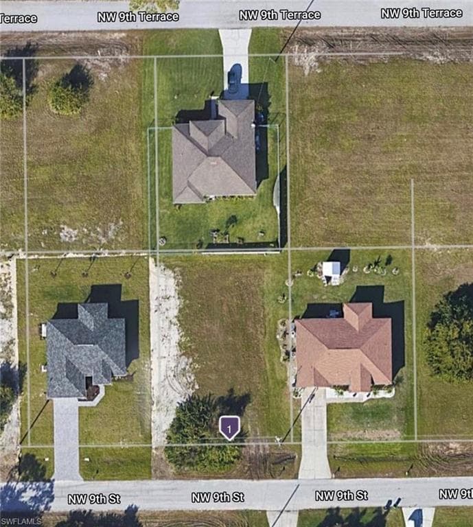 2465 NW 9th ST CAPE CORAL, FL 33993