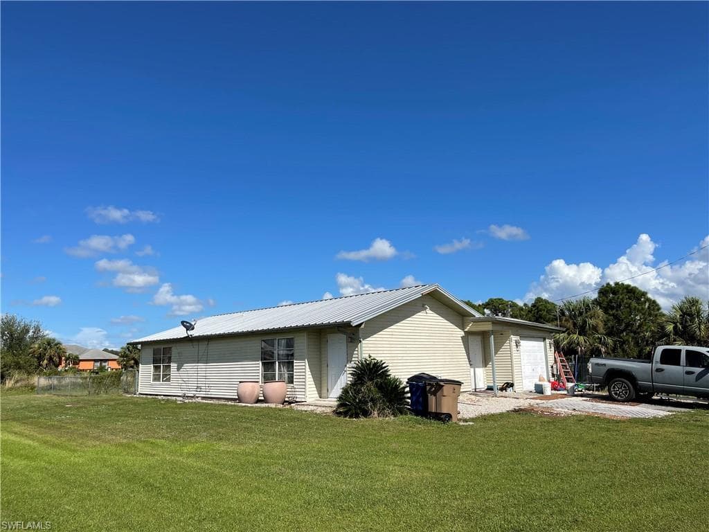 4605 Beth AVE S LEHIGH ACRES, FL 33976