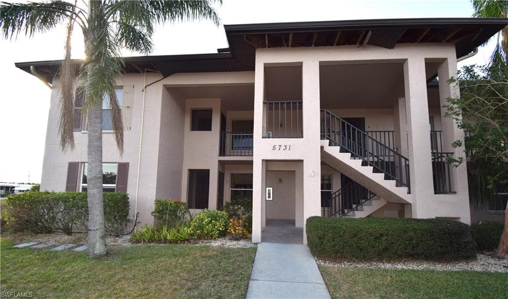 5731 Foxlake DR 1 NORTH FORT MYERS, FL 33917