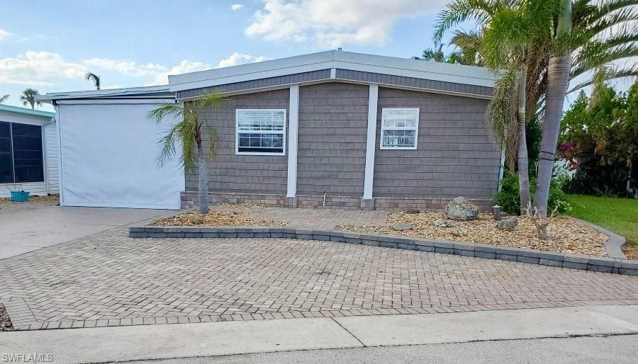17570 Peppard DR FORT MYERS BEACH, FL 33931