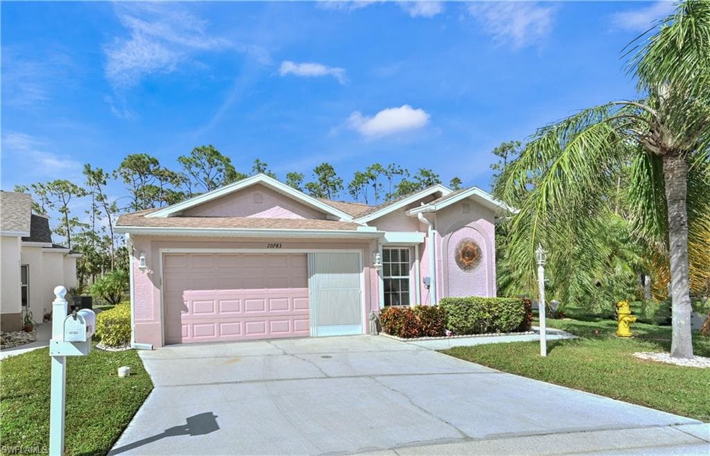 10743 Pearl Bay CIR ESTERO, FL 33928