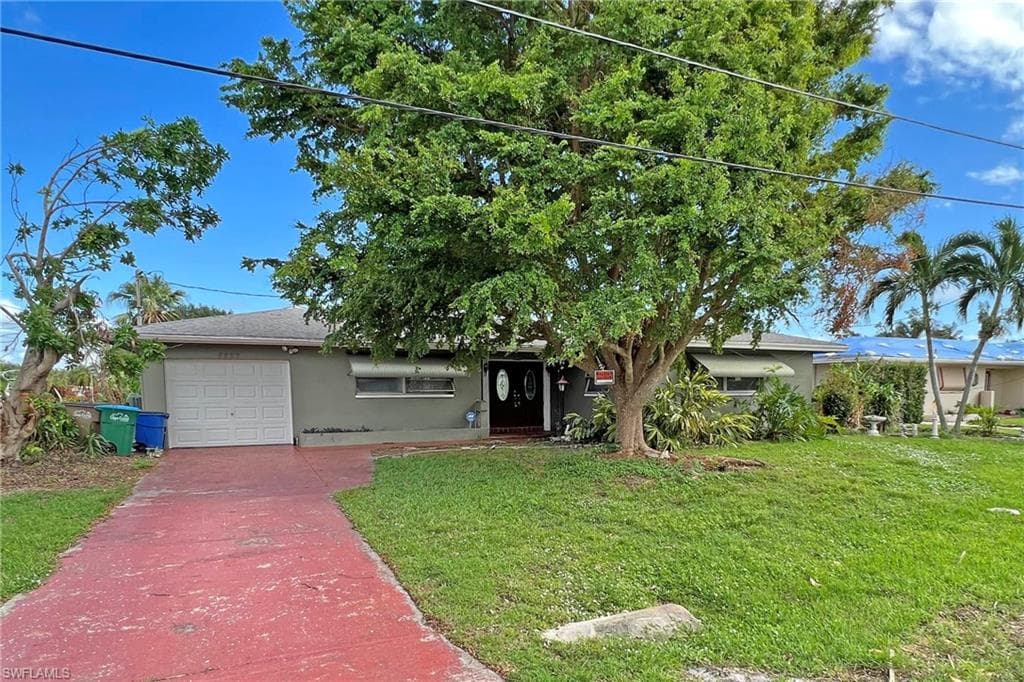 5227 Willow CT CAPE CORAL, FL 33904
