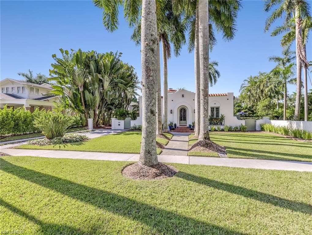 1222 Caloosa DR FORT MYERS, FL 33901