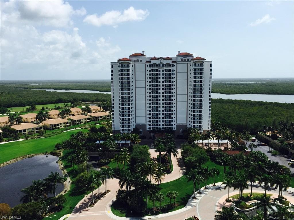 1060 Borghese LN 403 NAPLES, FL 34114