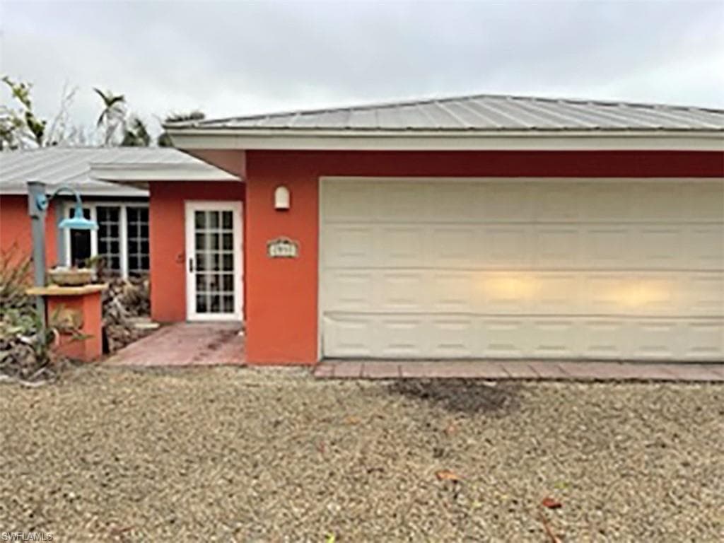 2551 Sanibel BLVD SANIBEL, FL 33957