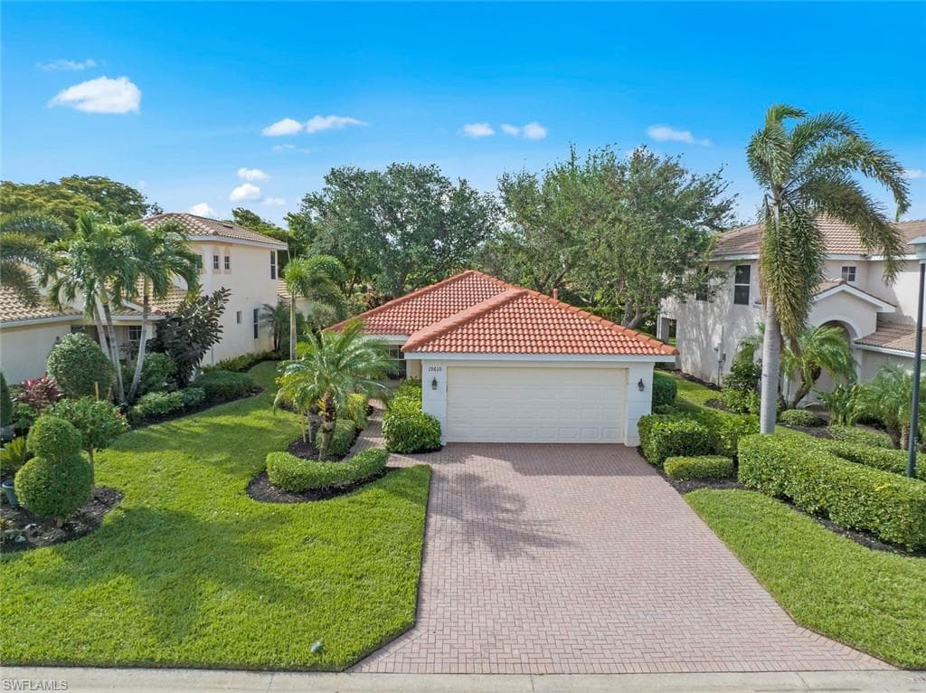 19610 Tesoro WAY ESTERO, FL 33967