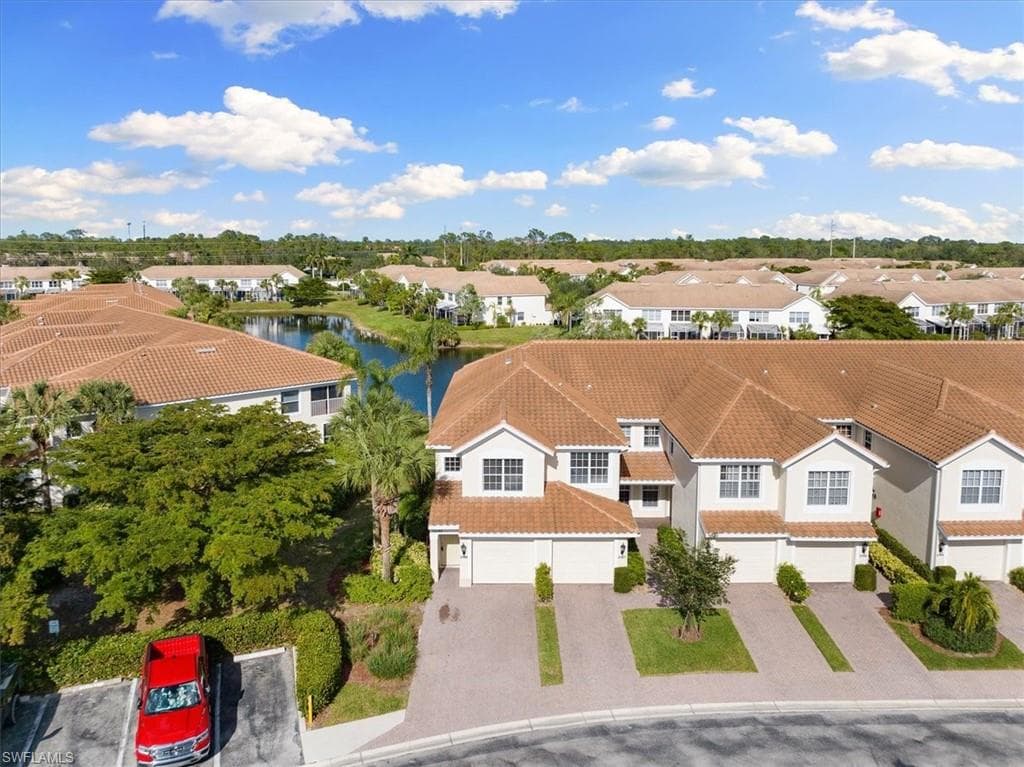 1330 Henley ST 2108 NAPLES, FL 34105