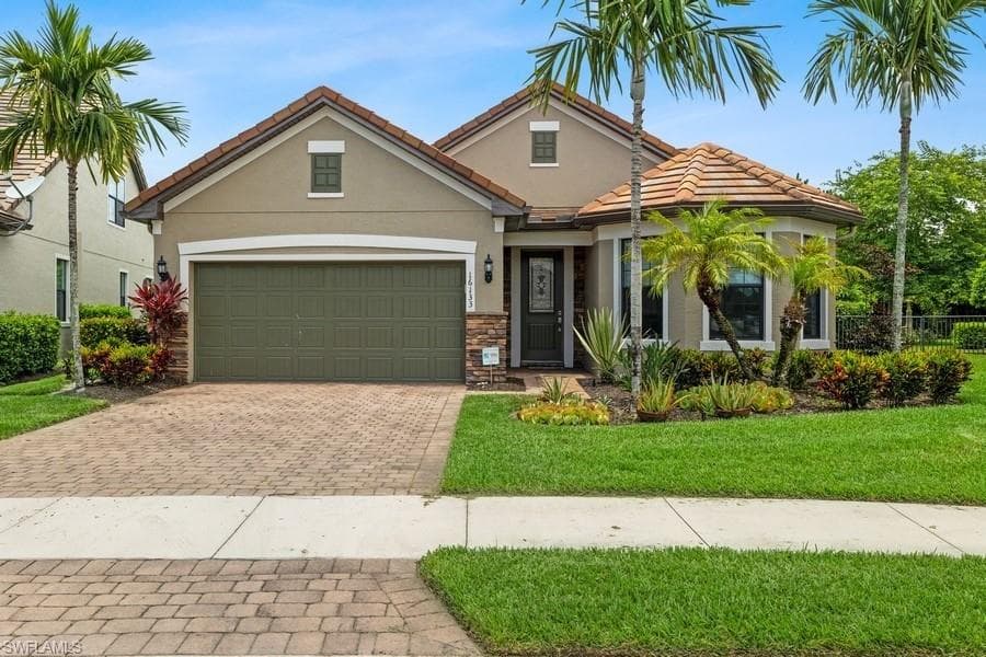 16133 Camden Lakes CIR NAPLES, FL 34110