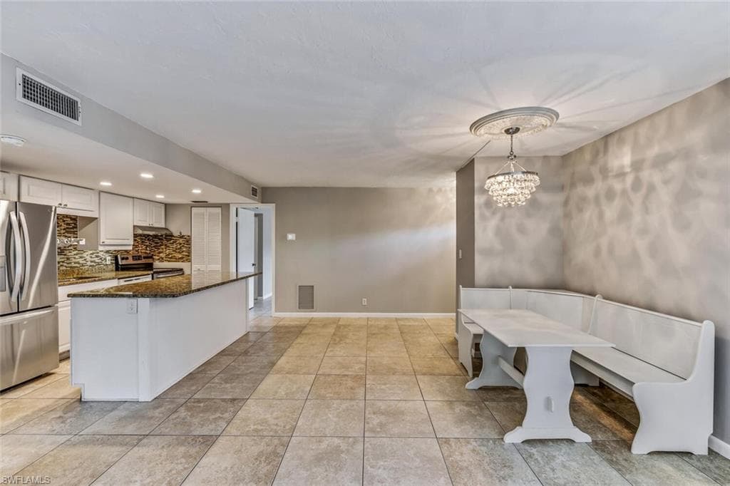 200 Palm DR 43-3 NAPLES, FL 34112