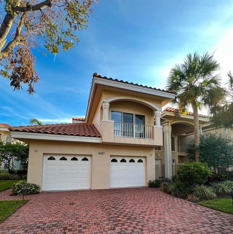8487 Abbington CIR 1-121 NAPLES, FL 34108