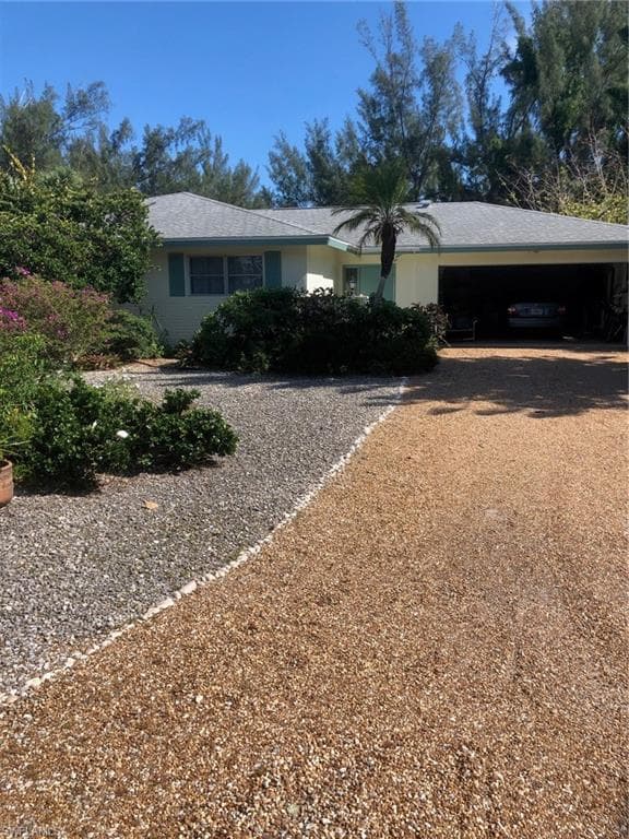486 Lake Murex CIR SANIBEL, FL 33957