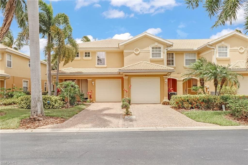 9717 Heatherstone River CT 1 ESTERO, FL 33928