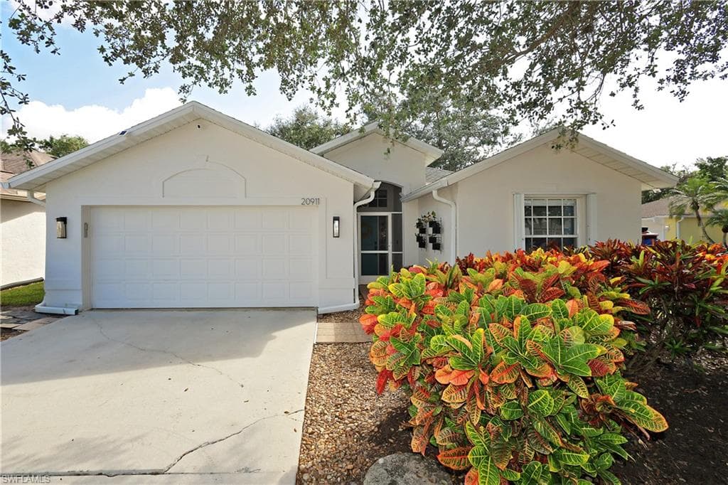 20911 Persimmon PL ESTERO, FL 33928