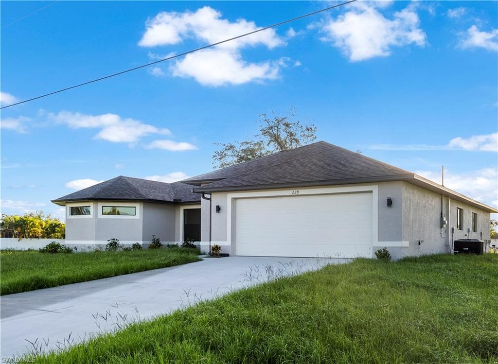 105 SW 34th AVE CAPE CORAL, FL 33991