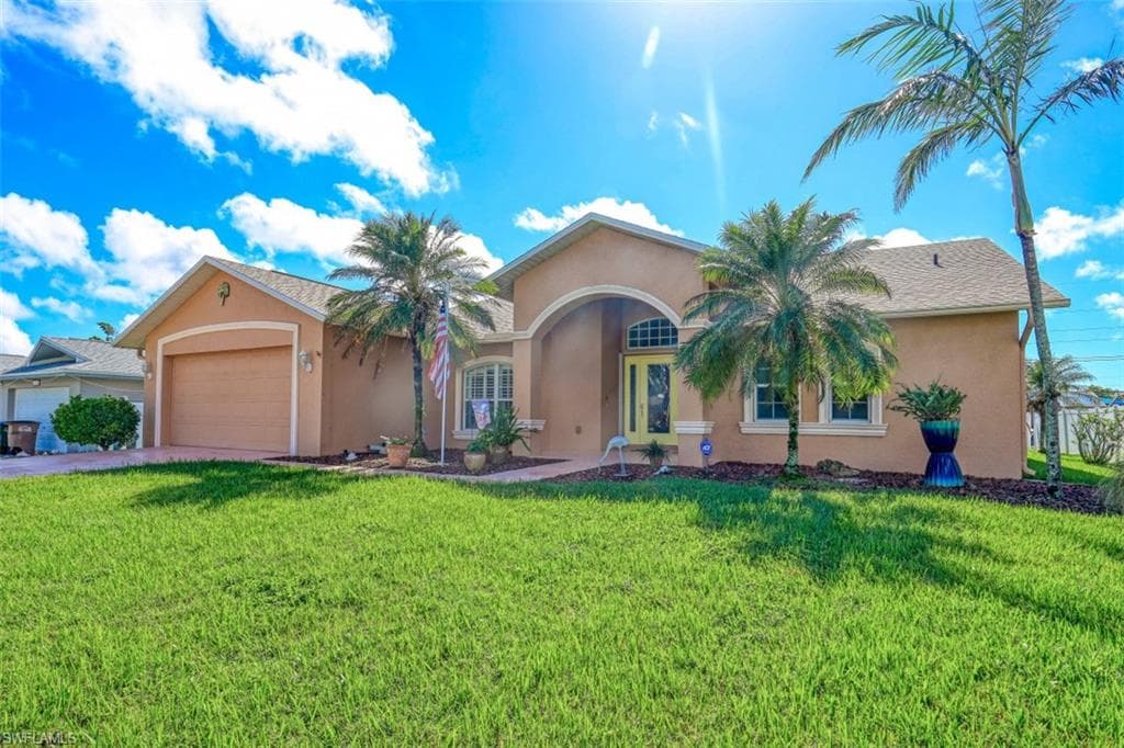 218 SE 46th LN CAPE CORAL, FL 33904
