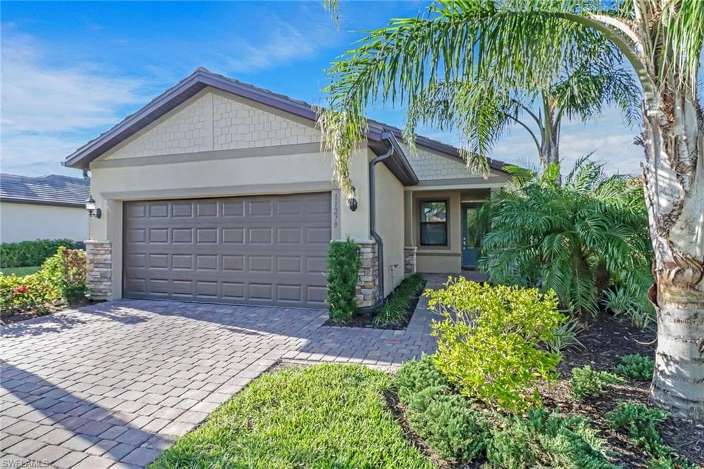 11279 Carlingford RD FORT MYERS, FL 33913