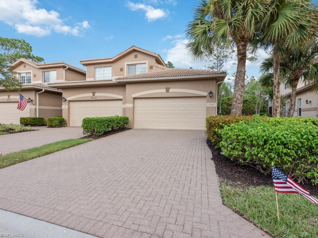 3913 Forest Glen BLVD 102 NAPLES, FL 34114