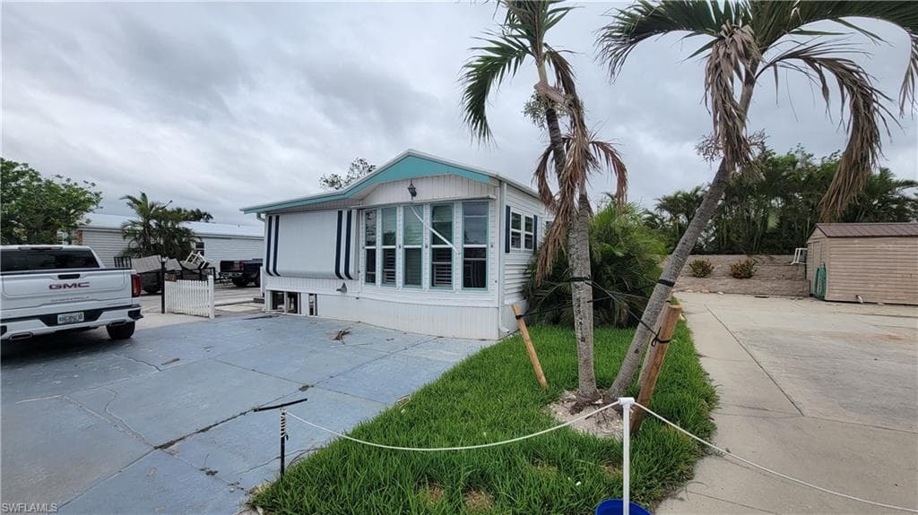 5040 White Sky CIR FORT MYERS, FL 33908