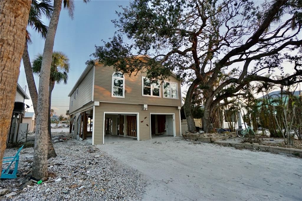 142 Washington AVE FORT MYERS BEACH, FL 33931