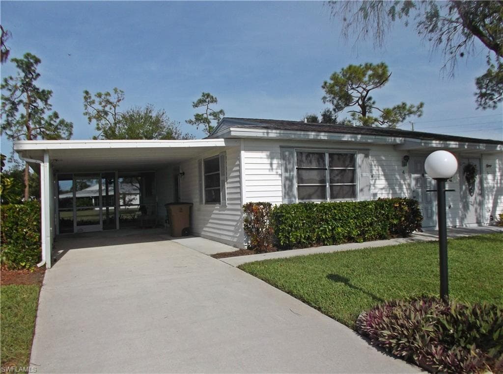 4 Pinewood BLVD LEHIGH ACRES, FL 33936