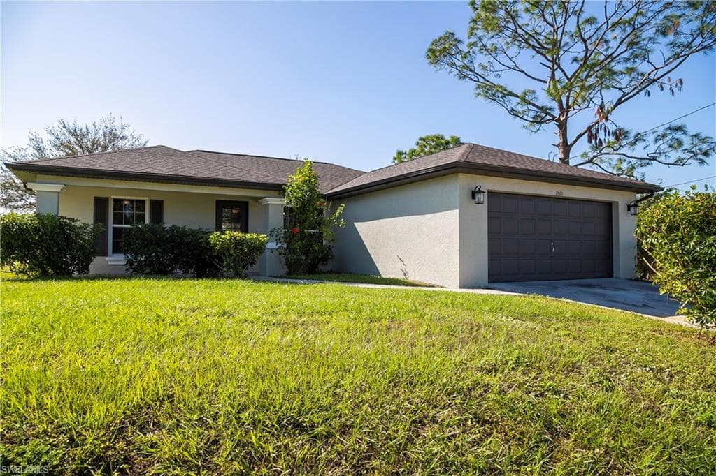 2601 34th ST SW LEHIGH ACRES, FL 33976