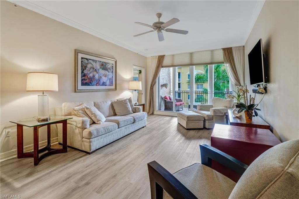410 Bayfront PL 2405 NAPLES, FL 34102