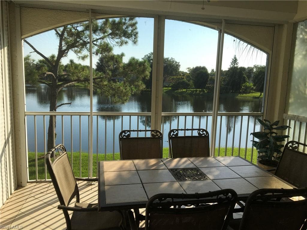 61 Silver Oaks CIR 201 NAPLES, FL 34119