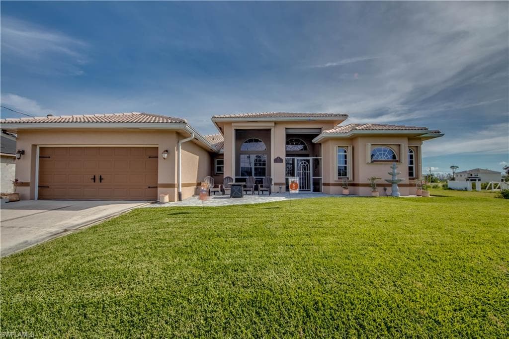 401 SW 26th AVE CAPE CORAL, FL 33991