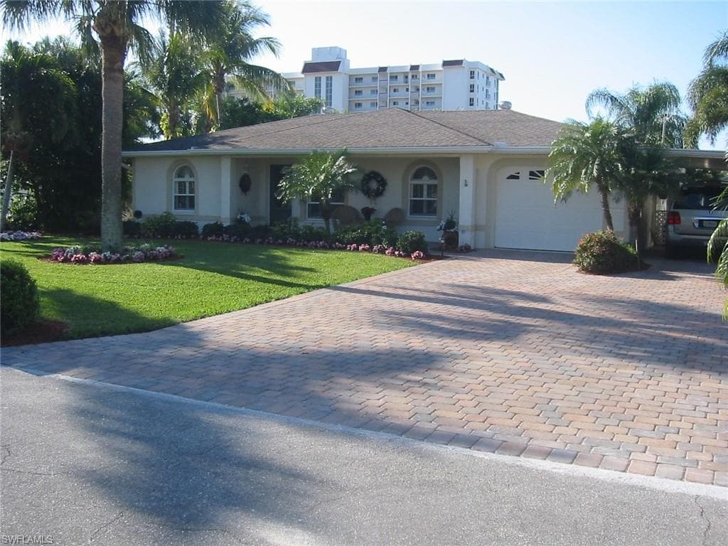 7846 Buccaneer DR FORT MYERS BEACH, FL 33931