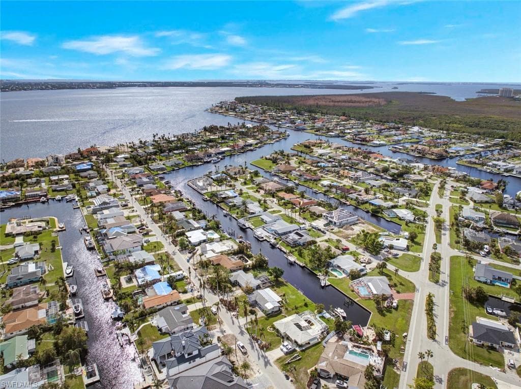 5314 Bayshore AVE CAPE CORAL, FL 33904
