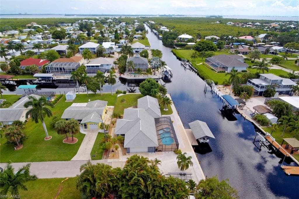 2654 Mangrove ST ST. JAMES CITY, FL 33956