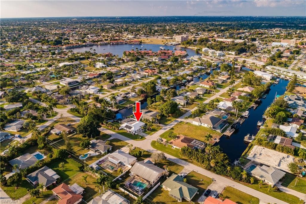 5146 Manor CT CAPE CORAL, FL 33904