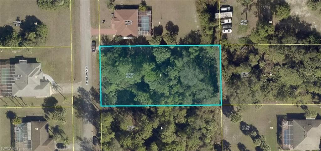 608 Jackson AVE LEHIGH ACRES, FL 33972