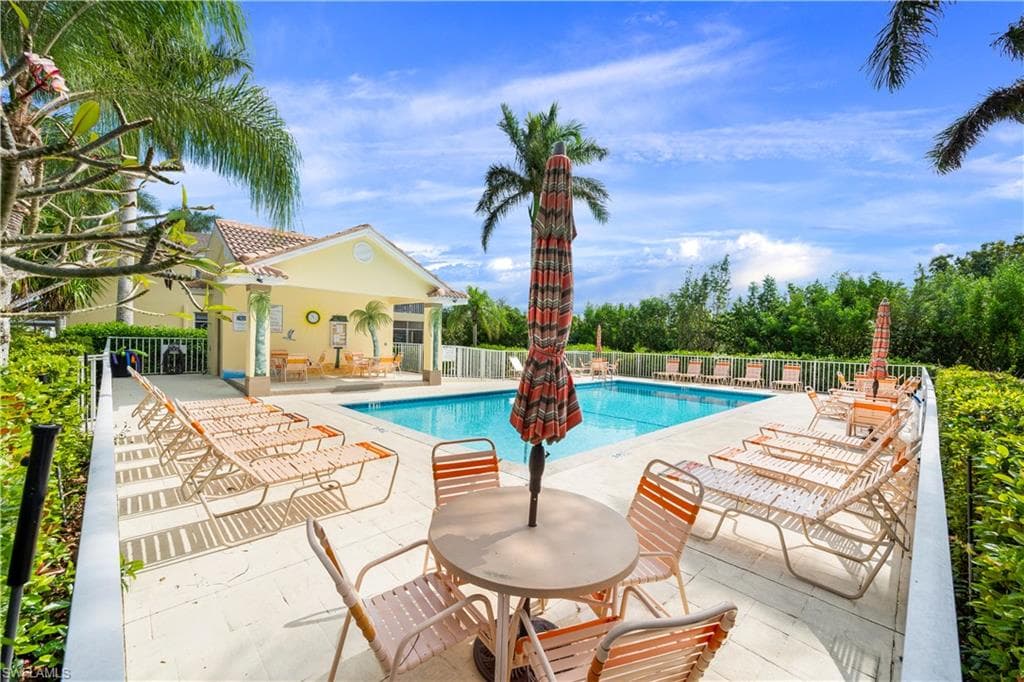 1316 Mainsail DR 1015 NAPLES, FL 34114