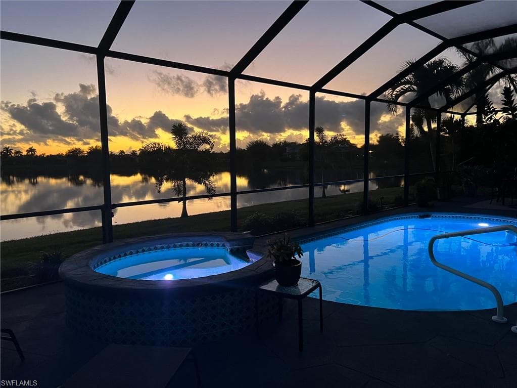 2231 Grove DR NAPLES, FL 34120