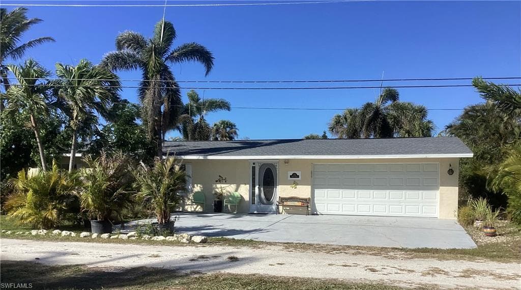 7439 Cares Away Park CIR BOKEELIA, FL 33922
