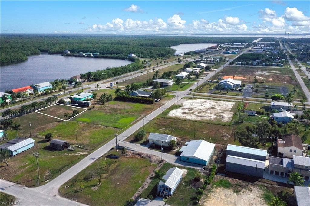 505 Collier AVE EVERGLADES CITY, FL 34139