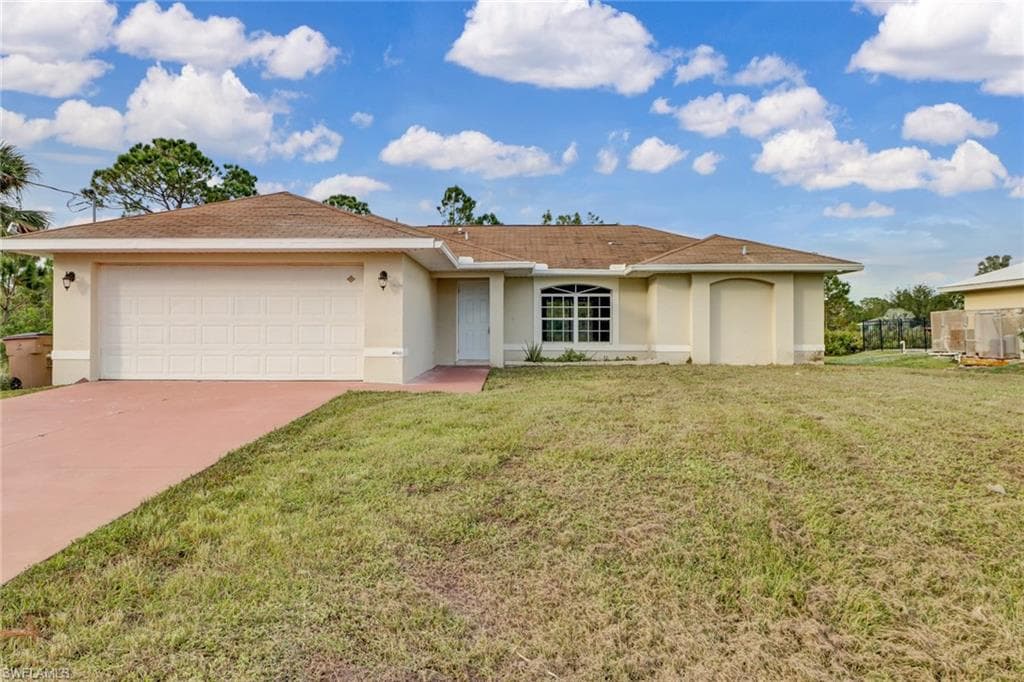 3110 36th ST W LEHIGH ACRES, FL 33971