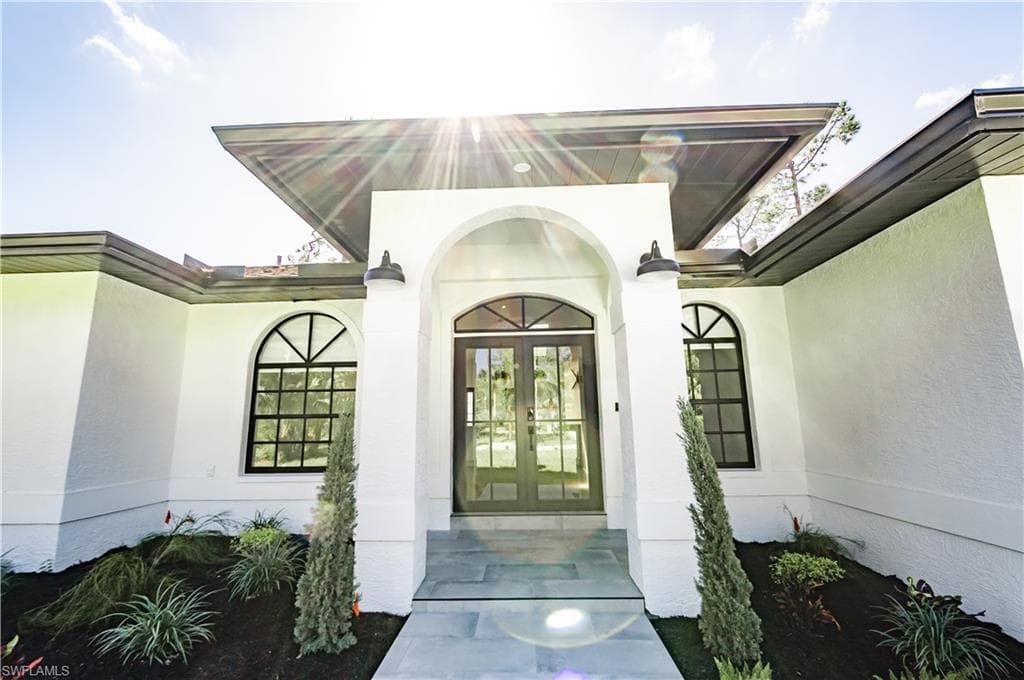 5960 Bur Oaks LN NAPLES, FL 34119