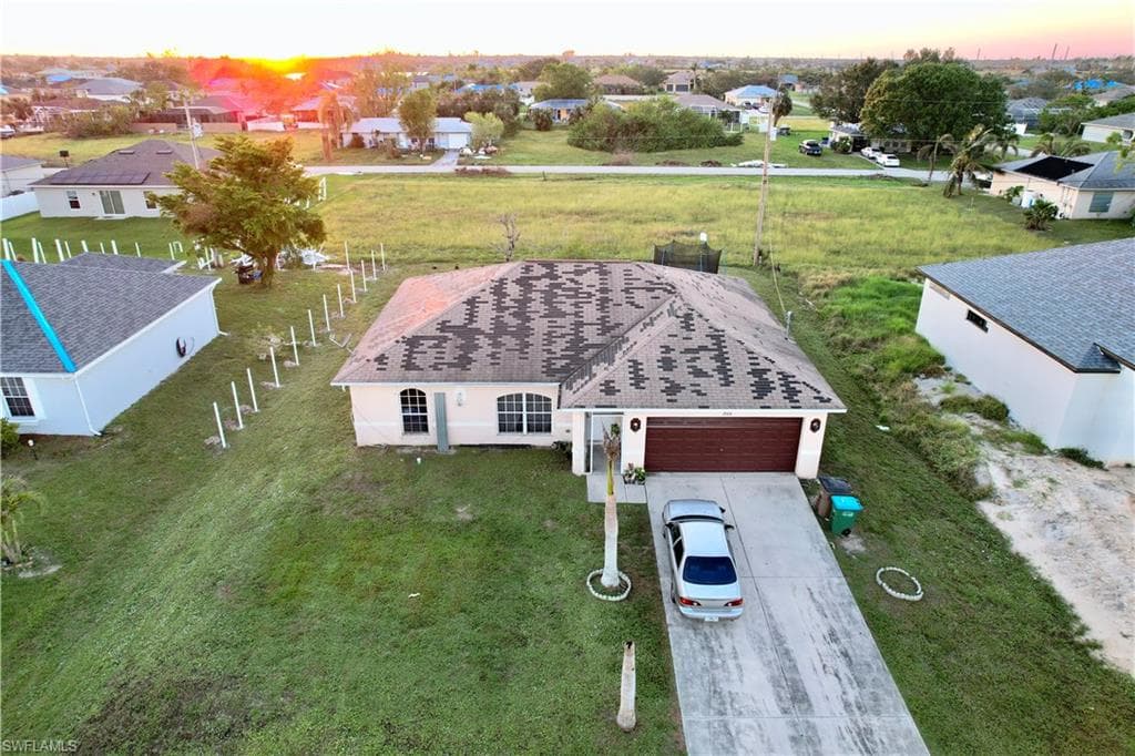 2104 NE 15th AVE CAPE CORAL, FL 33909