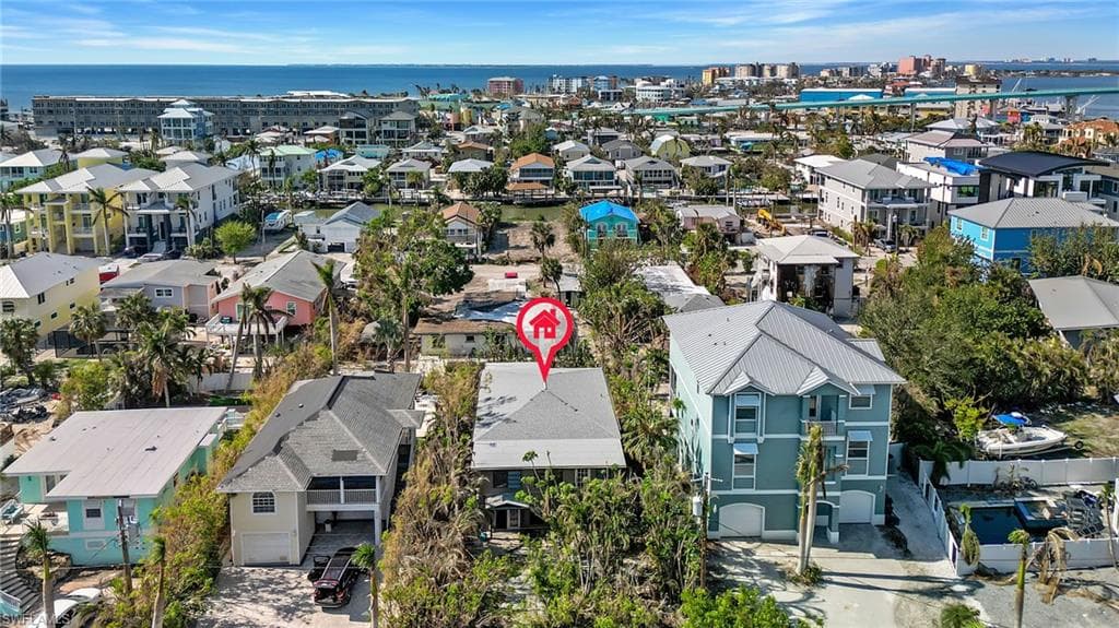 424 Palermo CIR FORT MYERS BEACH, FL 33931