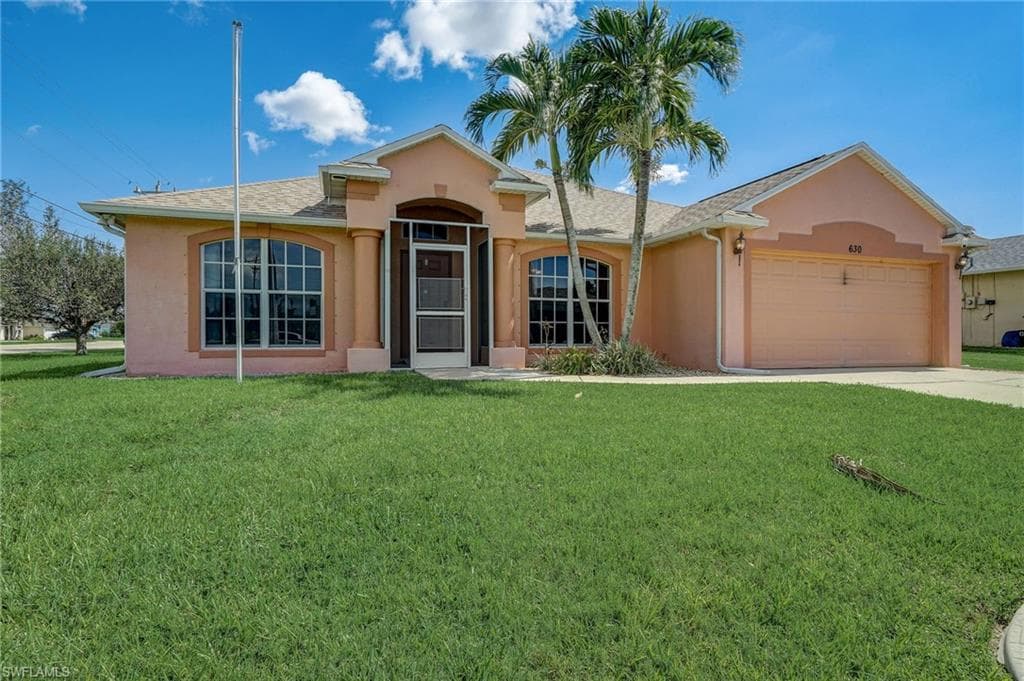 630 SE 27th TER CAPE CORAL, FL 33904