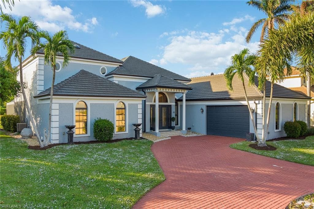 700 Inlet DR MARCO ISLAND, FL 34145