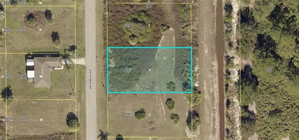 419 Progress AVE LEHIGH ACRES, FL 33974