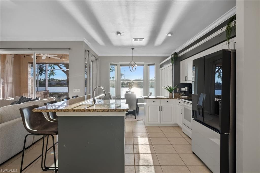 21586 Portrush RUN ESTERO, FL 33928