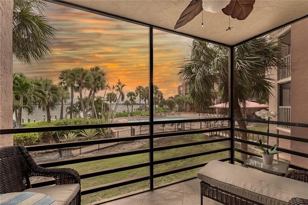 1085 Bald Eagle DR F206 MARCO ISLAND, FL 34145