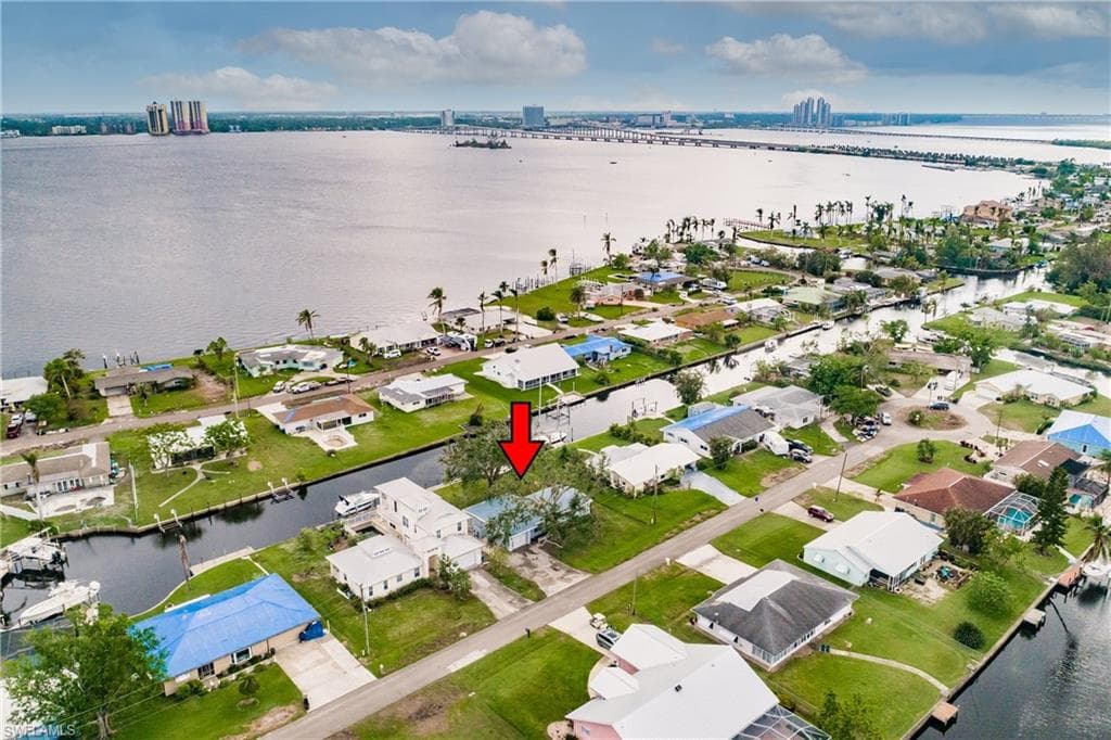 385 Bamboo DR NORTH FORT MYERS, FL 33917