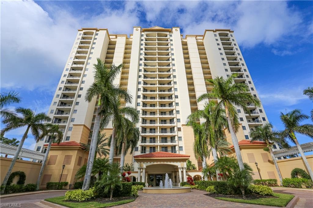 1065 Borghese LN 1003 NAPLES, FL 34114